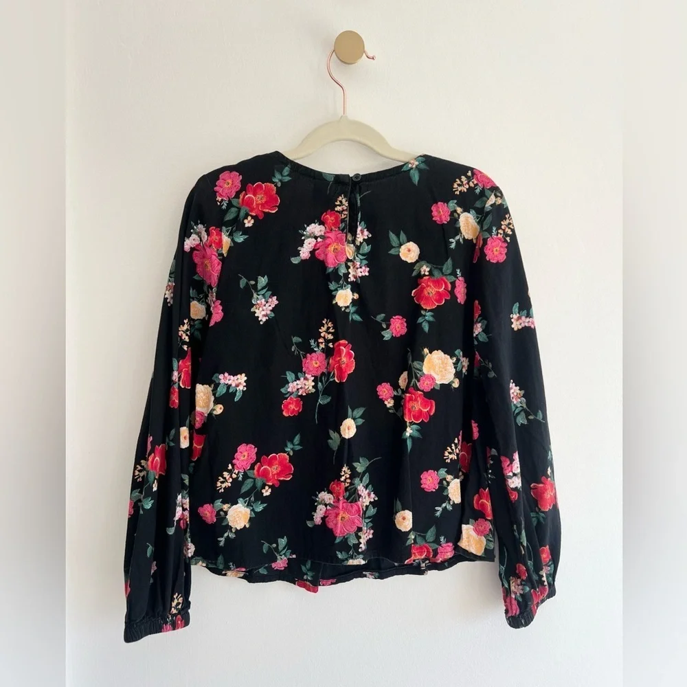 Old Navy Black Floral Long Sleeve Swing Top, Red & Cream Blooms | Girl L (10-12)